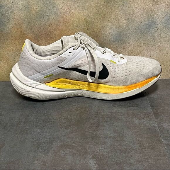 Nike Zoom Winflo 10 DV4023-101 Women's White Running Shoes Size 11M - Picture 11 of 16